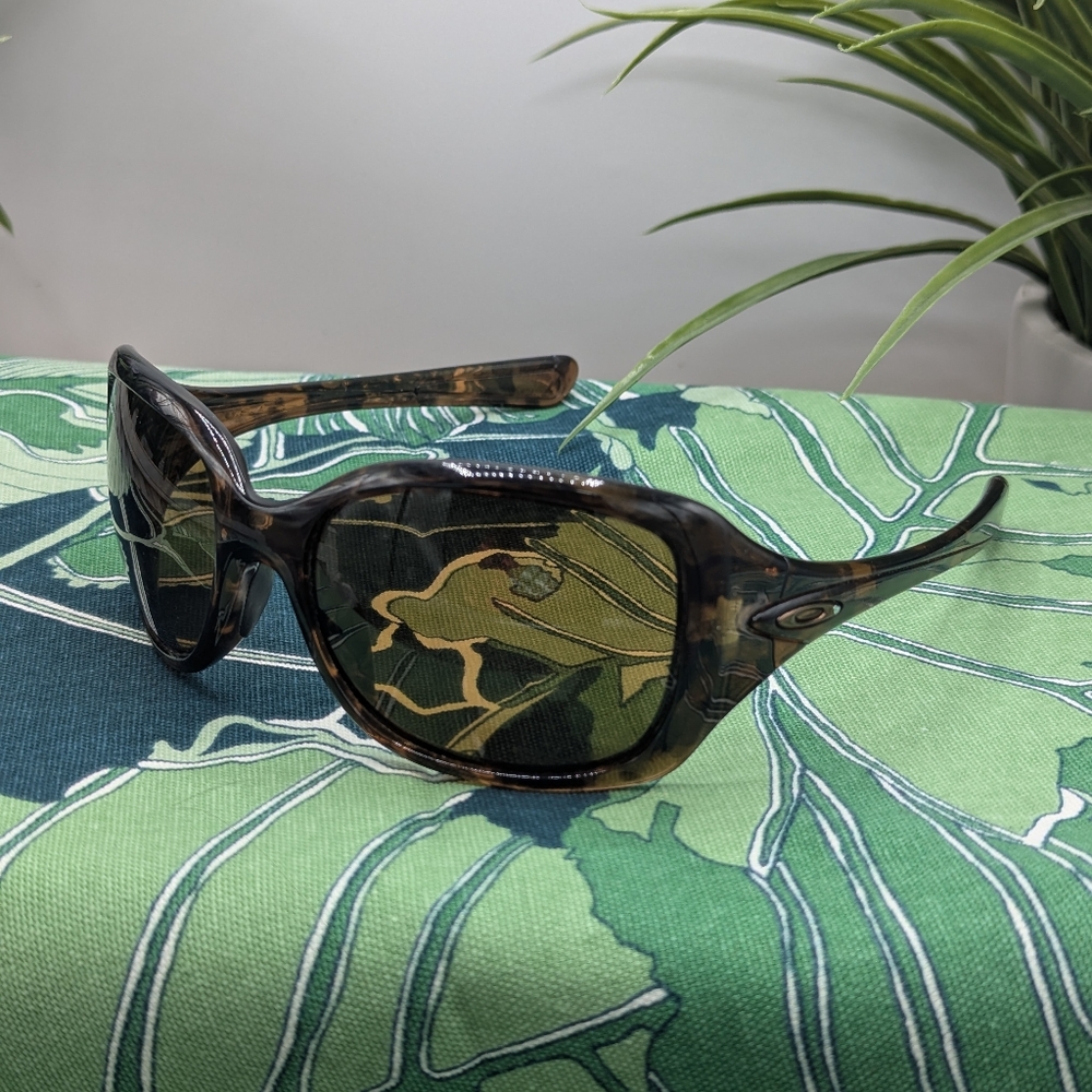 Oakley Sunglasses ***FRAMES ONLY*** Women's Tortoise Shell